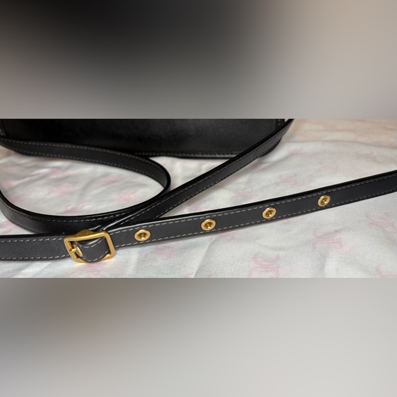 COACH Limited Edition Black Turnlock Clutch No. M1980-129 COA & dustbag - Picture 5 of 15